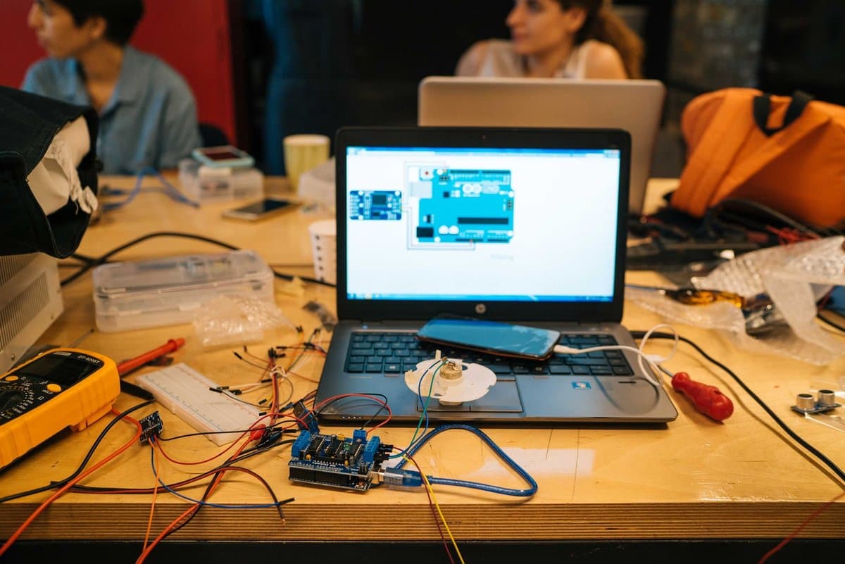 Hacking Everyday Obejcts - 3